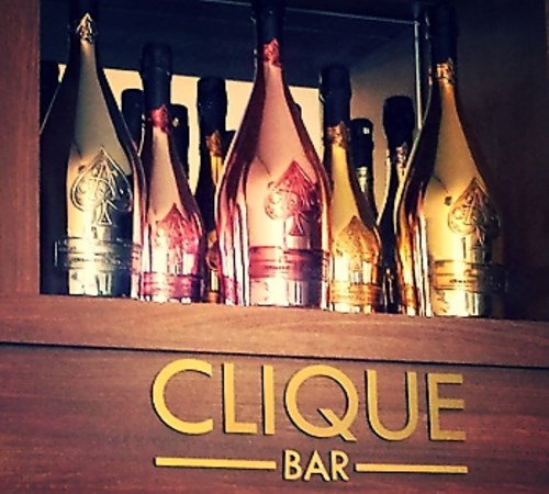 CliQue Bar & Lounge